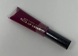 BATH & BODY WORKS MATTE LIP CREAM  .44 oz  